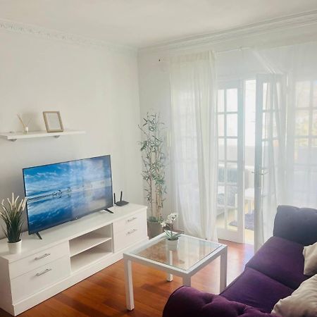 Apartment Near The Ocean Арона Екстериор снимка